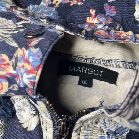 MARGOT NAVY FLORAL JACKET - Picture 3 of 5